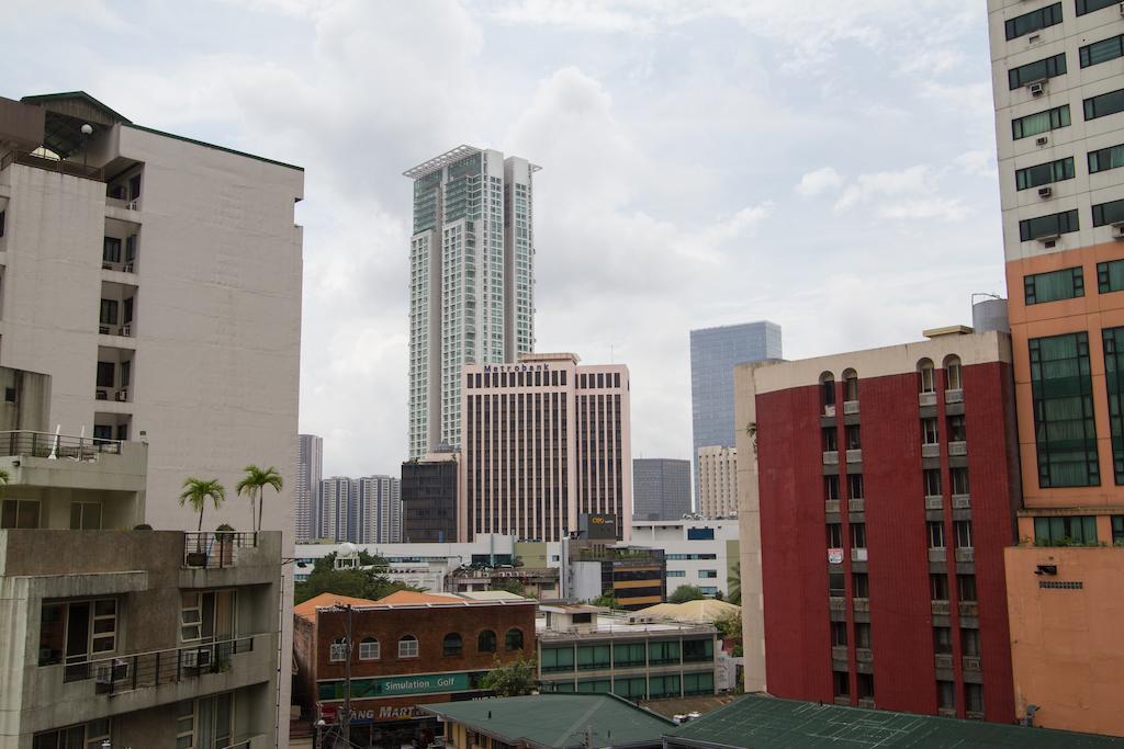 Lokal Hostel Makati City Exterior foto