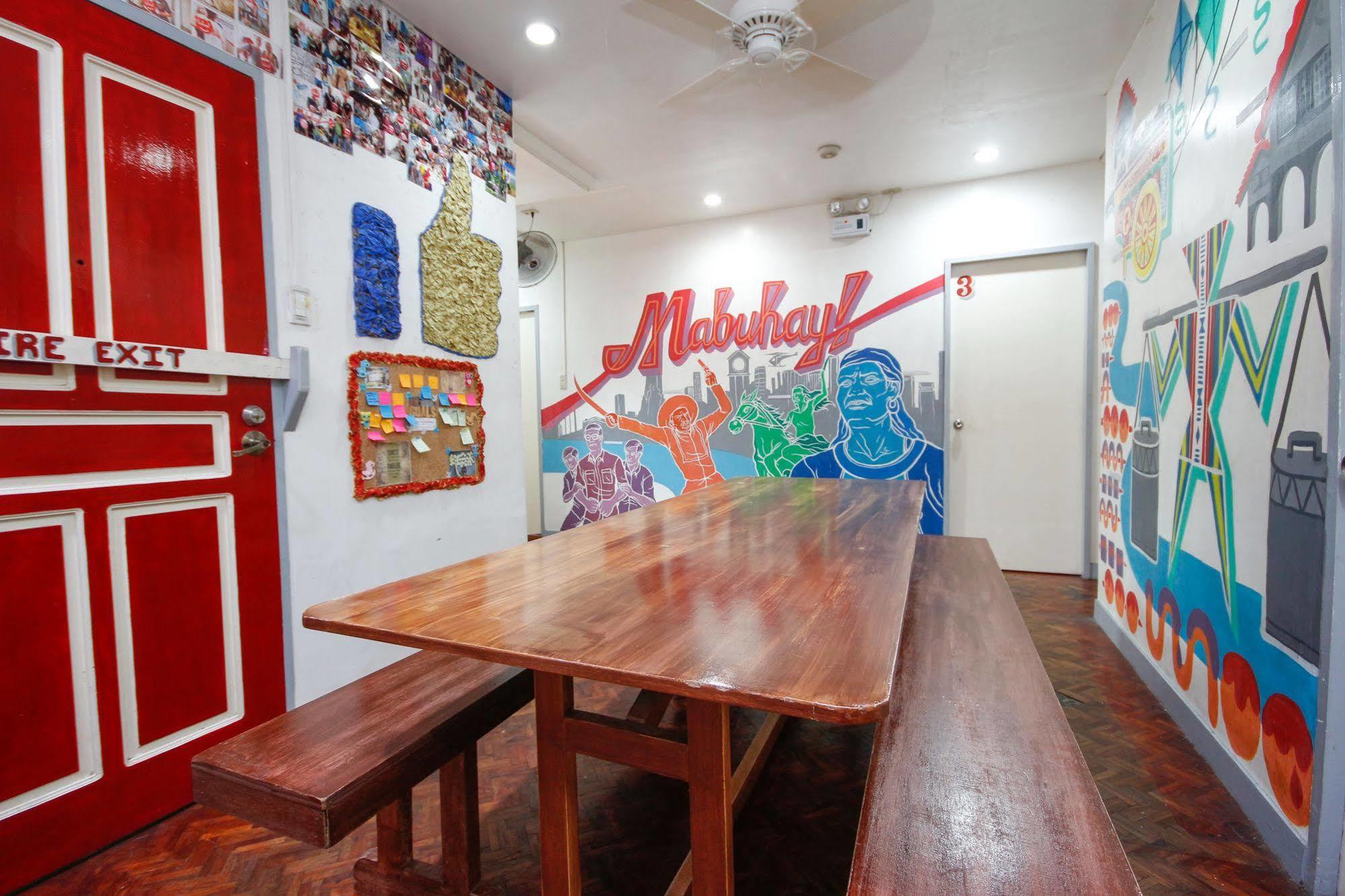 Lokal Hostel Makati City Exterior foto